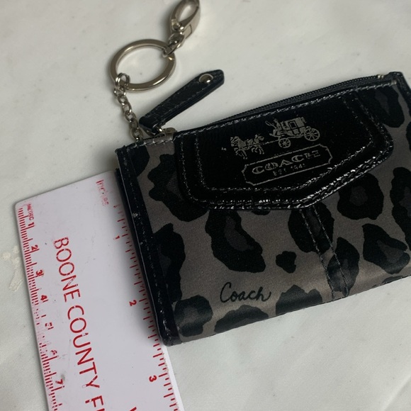 Coach Keychain Wallet. Women. Animal Print. Black Gray - Picture 6 of 7